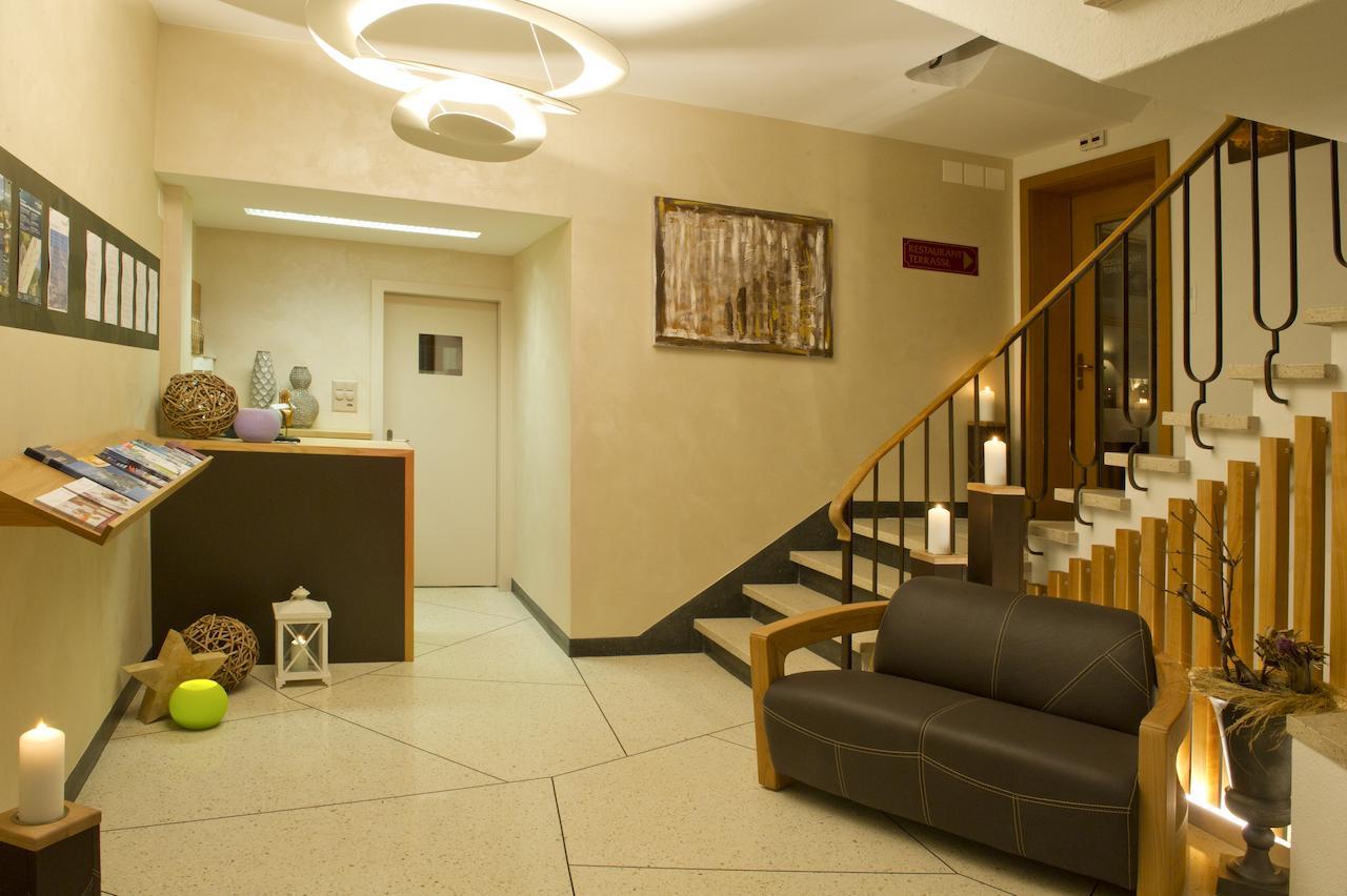 Hotel National Frutigen Room photo